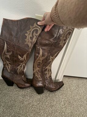 Dan Post Brown Leather Western Boots with Cream Stitching